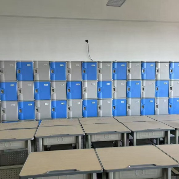 ABS全塑更衣柜产品实拍